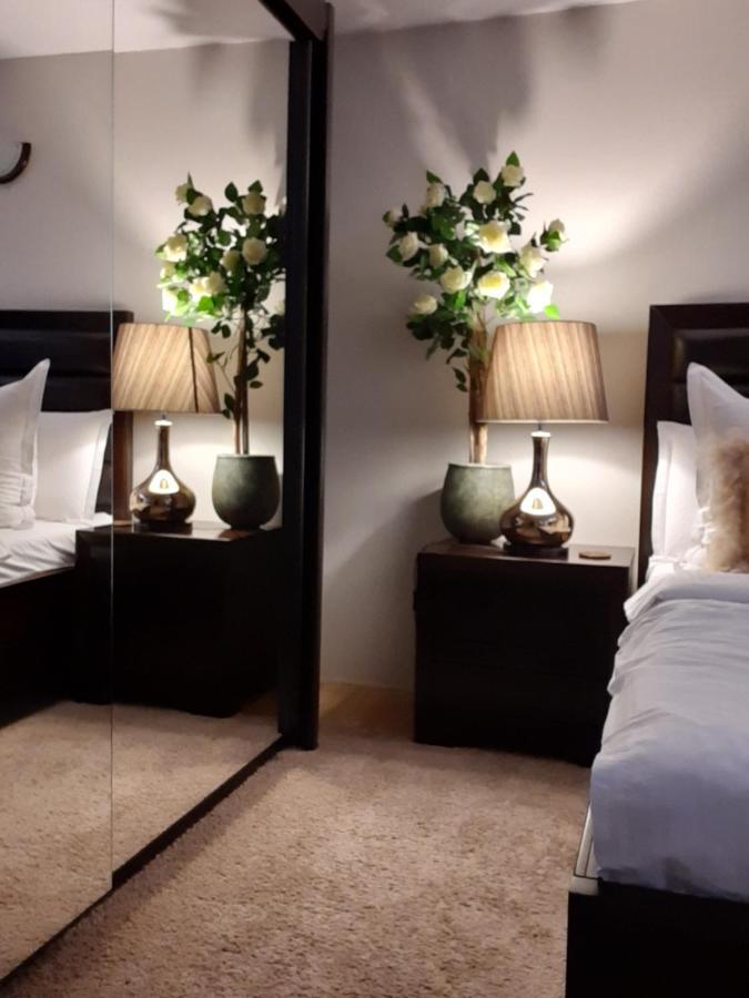 Casa Maria Roses Hotel Rîşnov Esterno foto