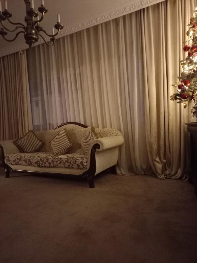 Casa Maria Roses Hotel Rîşnov Esterno foto