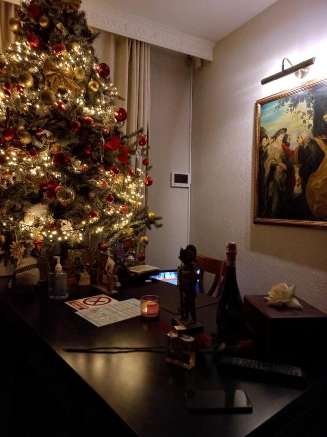 Casa Maria Roses Hotel Rîşnov Esterno foto
